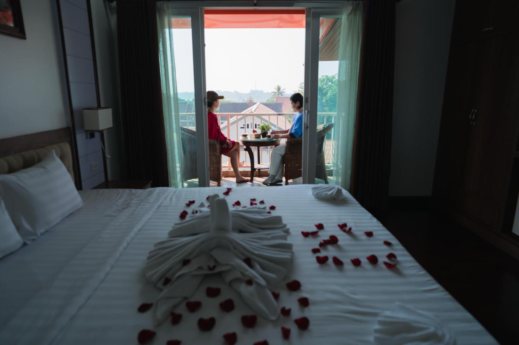 Vientiane Ruby Riverside Hotel Kültér fotó